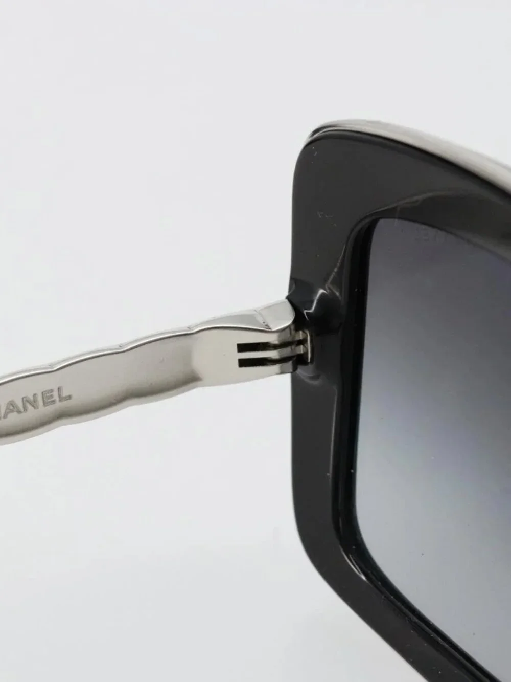 CHANEL Sunglasses plastic Black CC Auth BA13441M